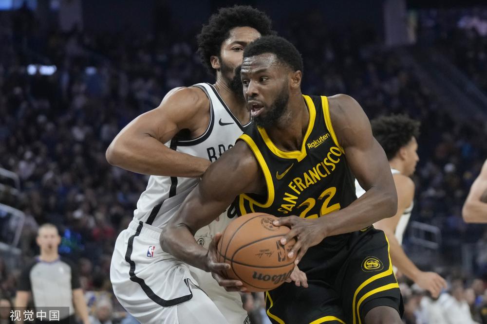 了他在场上 了他在场上