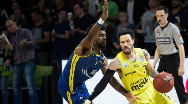 小基耶萨 小基耶萨